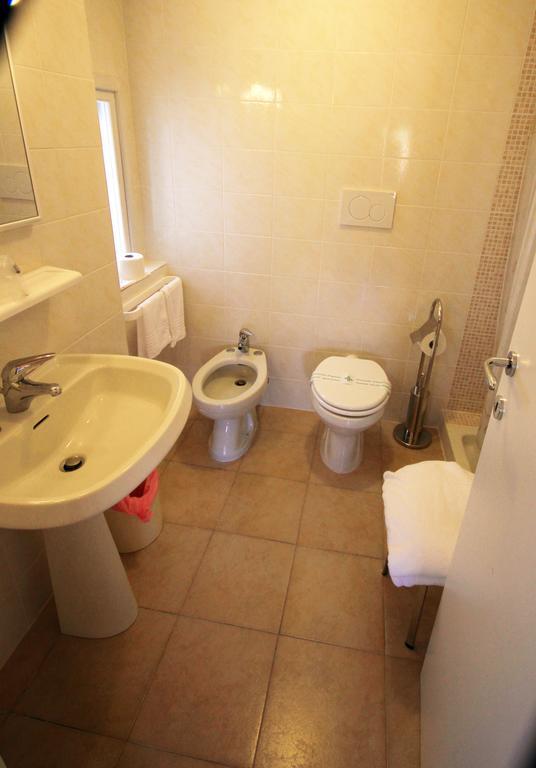 Albergo Villa Gradita Φόρτε ντε Μάρμι Δωμάτιο φωτογραφία