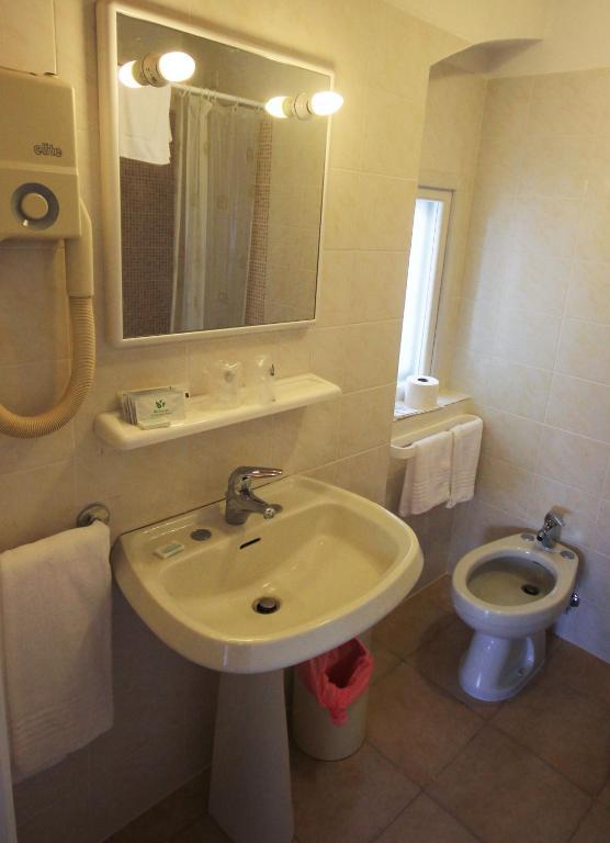 Albergo Villa Gradita Φόρτε ντε Μάρμι Εξωτερικό φωτογραφία
